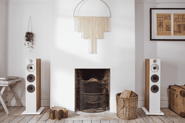 Bowers & Wilkins 600 S2 Anniversary Edition Oak Lifestyle Final